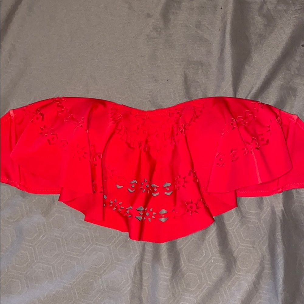Jessica Simpson strapless flounce top